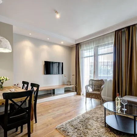 Dom & House - Neptun Park Premium Apartman *